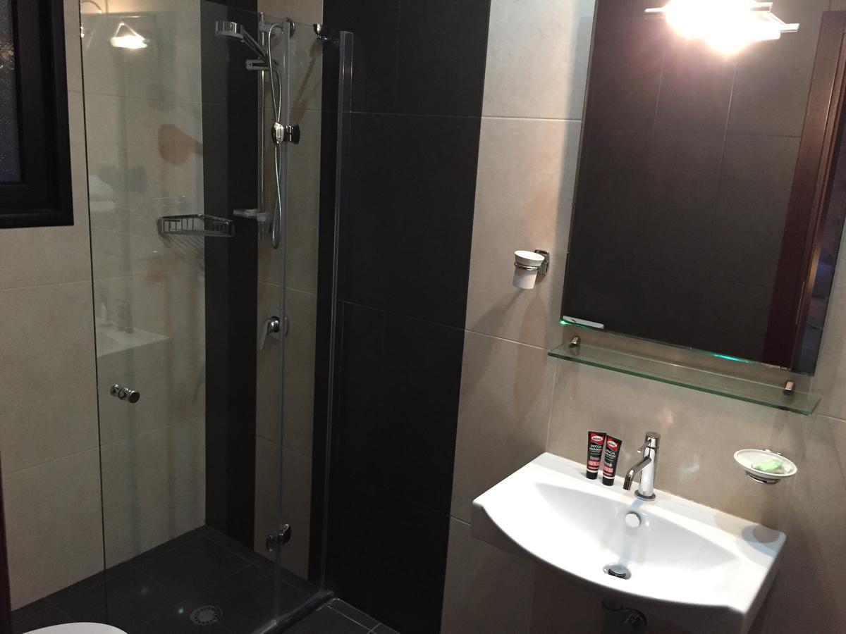 Icon Hotel Vlore Exterior photo