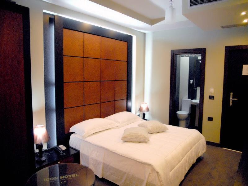 Icon Hotel Vlore Exterior photo