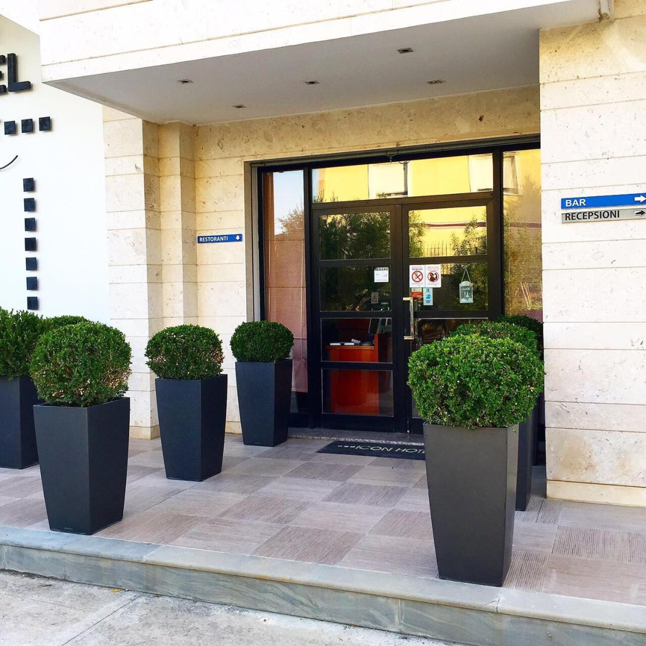 Icon Hotel Vlore Exterior photo